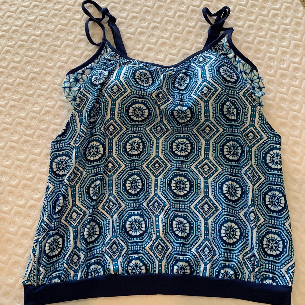 Tankini Top Navy/Turquoise Geometric Sz L